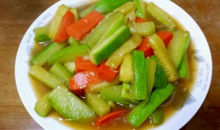 素炒西葫芦胡萝卜怎么做 素炒西葫芦胡萝卜做法介绍