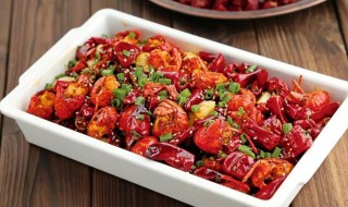 虾尾炒豆腐怎么做 制作虾尾炒豆腐的方法