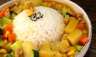 咖喱鸡肉金针菇饭 咖喱鸡肉金针菇饭的做法