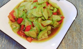 西葫芦怎么做的好吃 素炒西葫芦的方法