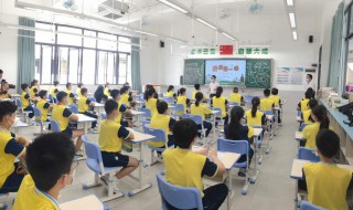 描写四月的诗句 有什么诗句是描写四月的