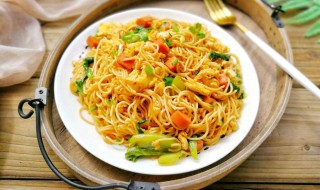 如何制作火腿炒面 好吃的火腿炒面做法介绍