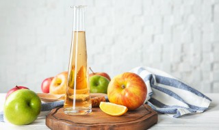如何用早餐机自制苹果鸡蛋饼 用早餐机自制苹果鸡蛋饼方法