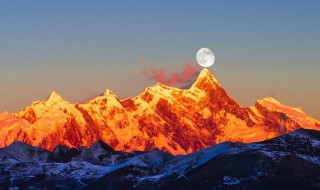 南迦巴瓦峰在哪里 南迦巴瓦峰的简介