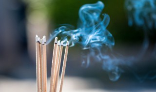 最正确的心经回向文 关于心经回向文