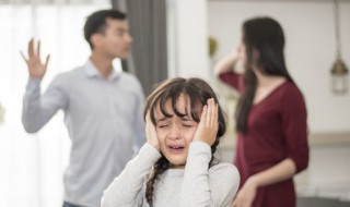 叛逆孩子父母怎么应对（对于那种叛逆期的孩子父母该怎样做）