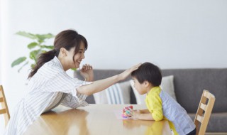 孩子是初中叛逆还是高中叛逆（孩子是初中叛逆还是高中叛逆呢）
