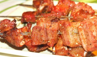 烤牛肉嫩滑腌制方法 烤牛肉嫩滑腌制做法