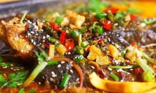 金针菇烤鱼做法步骤 金针菇烤鱼需要哪些材料