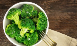 炒西兰花最好吃的方法 炒西兰花的烹饪方法