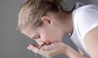 洗脸能彻底洗干净的小妙招 如何洗脸比较干净