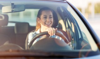 九成人不知道如何正确养车（）