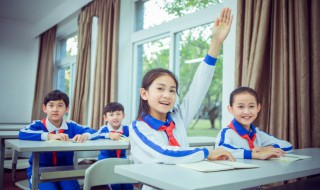 杜甫写的绝句古诗有几首 杜甫写的绝句古诗精选