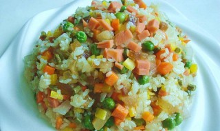 腊肉豆角焖饭 腊肉豆角焖饭的做法