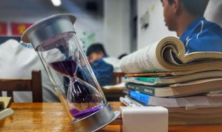 沧海月明珠有泪的后一句 沧海月明珠有泪出自哪里