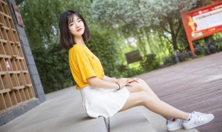 女宽松t恤穿搭技巧 怎么搭配女宽松t恤