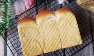 布里欧修皇冠吐司的做法 布里欧修皇冠吐司如何做