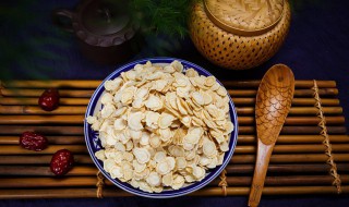 西洋参泡水喝的正确方法 西洋参泡水喝的正确方法详解