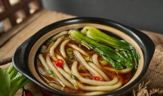 土豆粉的制作 香辣土豆粉的家常做法分享