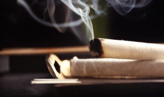 艾条怎么分辨好坏，艾条怎么分辨好坏视频