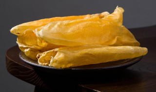 花胶加黑豆炖汤有什么作用 花胶加黑豆炖汤有哪些作用