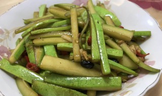 酸辣瓠瓜条做法步骤 怎么做酸辣瓠瓜条