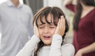 父母指责孩子给孩子带来的伤害
