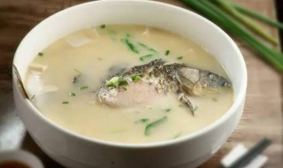 蛤蜊汆鲫鱼 蛤蜊汆鲫鱼怎么做