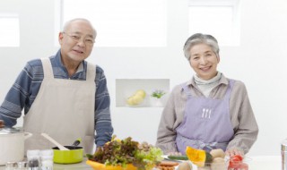 帮助老年人入睡的方法 怎样帮助老年人入睡