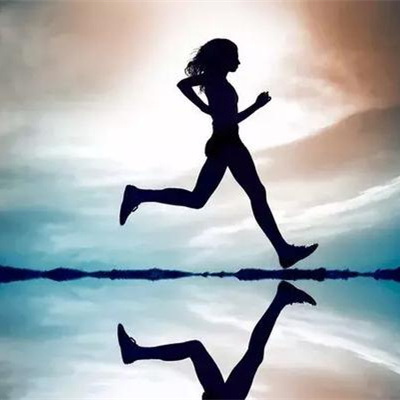 搞笑故事：别人跑马的时候心里想的是什么?再看看作为跑渣的你