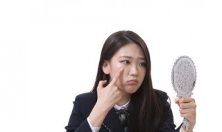 痘痘贴贴多久拿下来 痘痘贴贴多长时间拿下来