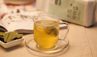 荷叶茶哺乳期可以适当喝吗 能不能在哺乳期喝荷叶茶
