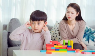 怎么教育孩子不要打人（怎么教育孩子不要打人了）