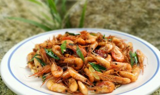 辣炒河虾怎么弄 辣炒河虾的烹饪方法