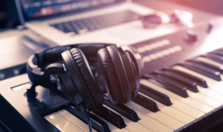 老年人爱听的戏曲有哪些 老年人爱听的戏曲有大全
