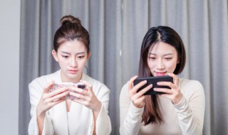 高一的孩子要买手机怎么办（上高中该不该给孩子买手机）