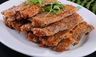 油炸鱼的做法步骤详解 家常油炸鱼的做法