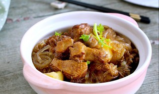 鸭肉炖粉条做法步骤 怎么做鸭肉炖粉条