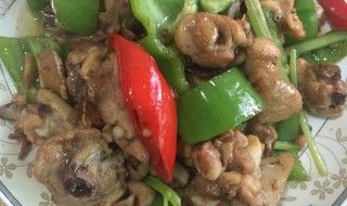 鸡胸肉炒青椒做法步骤 鸡胸肉炒青椒做法介绍