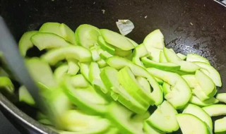 炒刺瓜家常制作方法 炒刺瓜如何制作