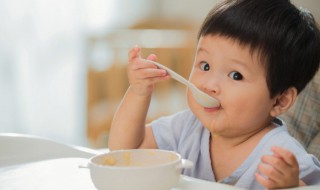 怎么教育孩子吃饭不要说话（小朋友吃饭说话该怎样教育）