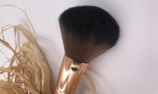 定妆刷的正确使用步骤 定妆刷怎么用