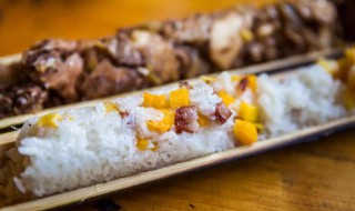 烤竹筒饭的做法 特色美食烤竹筒饭做法介绍