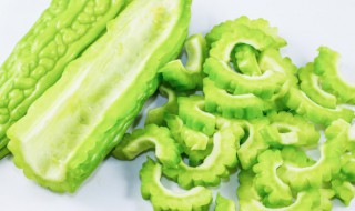 苦瓜煲做法步骤 苦瓜煲的烹饪方法