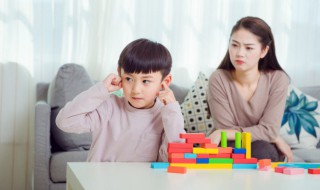 孩子被同学经常辱骂怎么办，孩子总被同学骂怎么办