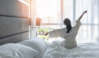 床头放什么照片旺财，床头什么图案最吉利旺财