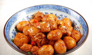红烧牛腩鹌鹑蛋怎么做 制作红烧牛腩鹌鹑蛋的方法