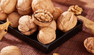 核桃怎么分辨好坏 手盘核桃怎么分辨好坏