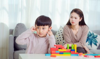 胆小的孩子该如何教育（胆小的孩子该如何教育才变大胆）