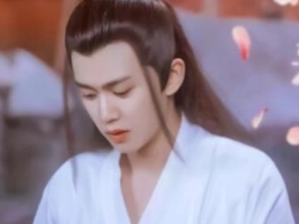 《与君初相识》空明散仙喜欢谁 空明散仙有官配吗